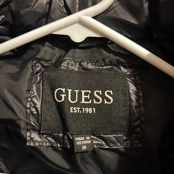 Black Guess Puffer Coat - Picture 2 of 8